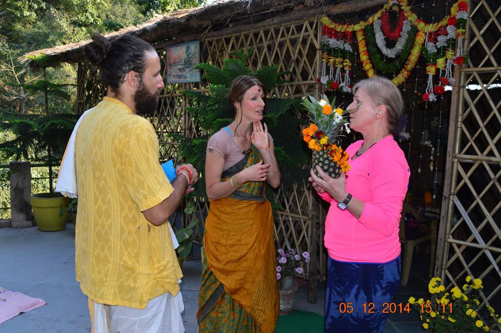 Rishikesh Sadan A Yoga & Spritual Retreat Hotel Tapovan Exterior photo