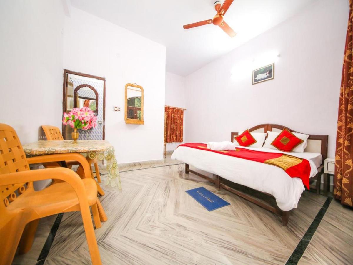 Rishikesh Sadan A Yoga & Spritual Retreat Hotel Tapovan Exterior photo