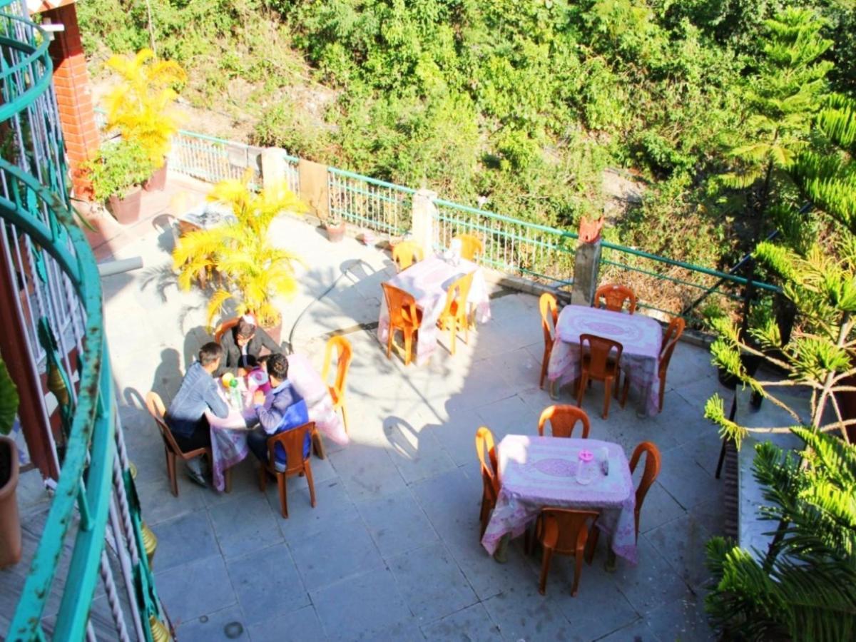 Rishikesh Sadan A Yoga & Spritual Retreat Hotel Tapovan Exterior photo